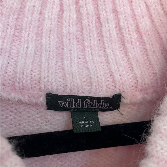 Wild Fable Pink V-Neck Sweater - Picture 4 of 7